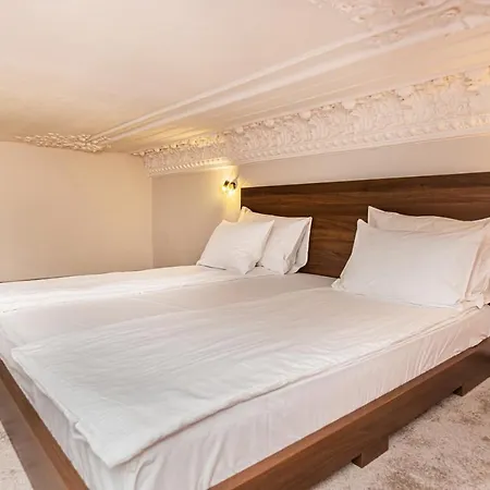 Palazzo Διαμέρισμα *