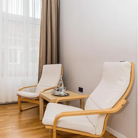 Palazzo Apartment *