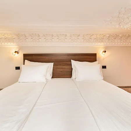 Palazzo * Μπρασόβ