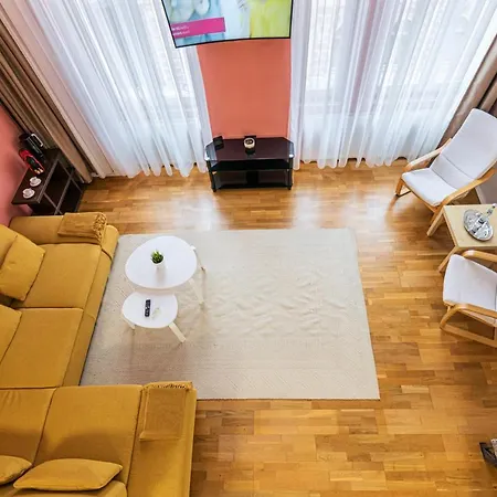 Apartment Palazzo Brasov
