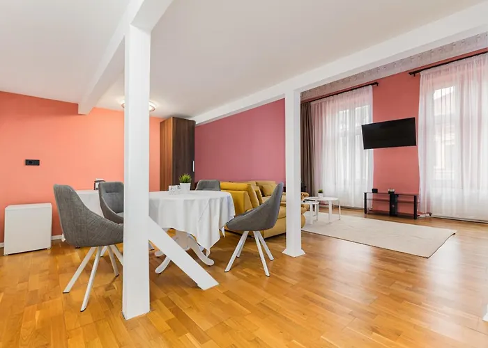 Palazzo Μπρασόβ